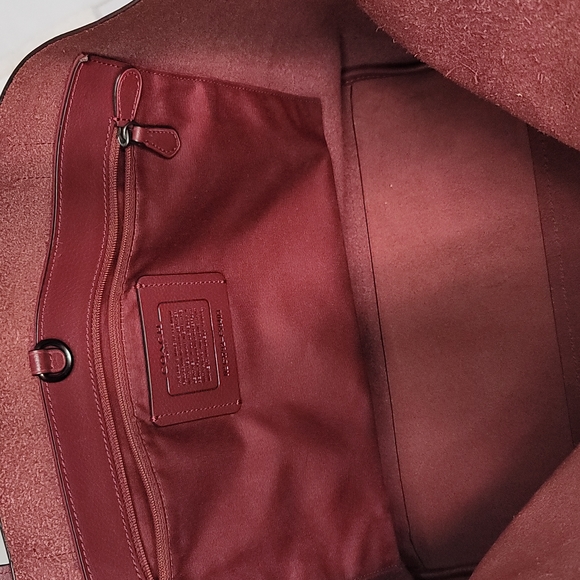 Coach Hudson Leather Large Tote - Picture 9 of 16